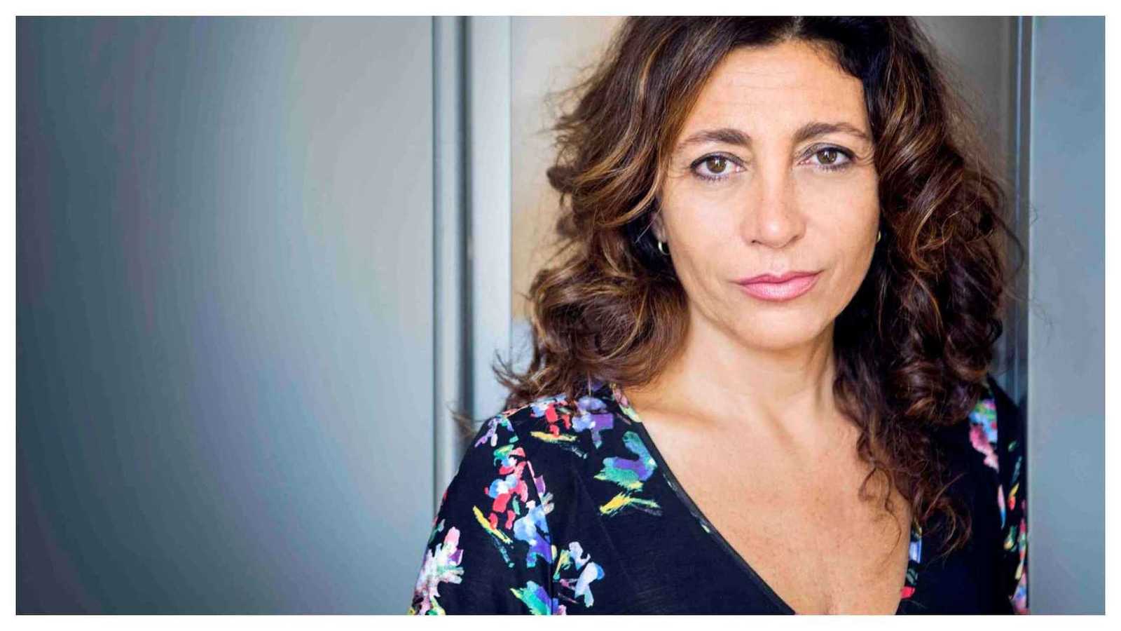 ANTONELLA STEFANUCCI NEL FILM  IN FILA PER DUE  DI BRUNO DE PAOLA, NEL FILM  LE SEDUZIONI  DI VITO ZAGARRIO E NELL'OPERA PRIMA  DESIRE'  DI MARIO VEZZA E NEL FILM  LA CASA DI NINETTA  DI LINA SASTRI